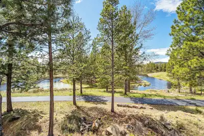 Image de Rustic Lodge with Access to Exclusive Golf