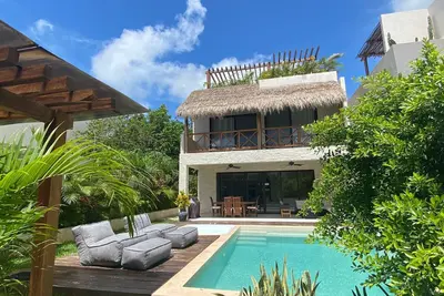 Image de Luxury House Tomanoa/10pers/4Rooms/Pool/HotJacuzzi