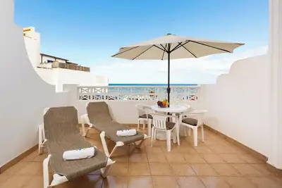 Image de Home2Book Charming Casa Marinera, Terrace