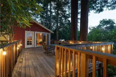 Image de Lloyd's Lookout - spacious 3 bed retreat with stunning bay views