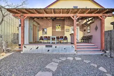Image de Converted Concert Hall in Downtown Del Norte!
