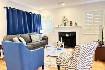 Image de 3 bedroom (6 people) residential home in lovely safe town near Sfo/Sf Bay Area