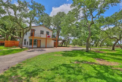 Image de Pancho and Lefty's - Bohemian Rhapsody Retreat