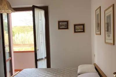 Image de Lovely 2 bedrooms apt 200 metres from the beach (air condition)
