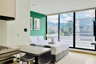 Image de w* | Trendy Loft in Santa Ana