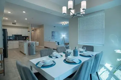 Image de 2br Storey Lake Condo + Free Pet Fee | Near Disney