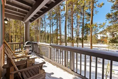Image de Beautiful Condo Nestled in the Pines/Shared Hot Tub/On Shuttle Route To Slopes