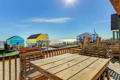 Image de Ocean View, Large 5 bedroom with tons of room! Steps from Crystal Beach