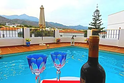 Image de 2 Bedroom Apartment With Private Pool And Views