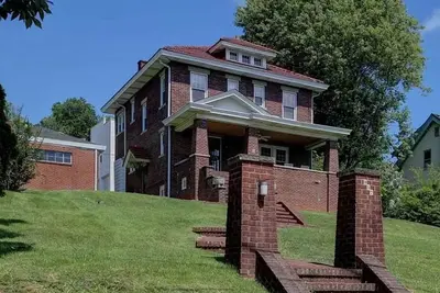 Image de 1920's West Virginia Classic