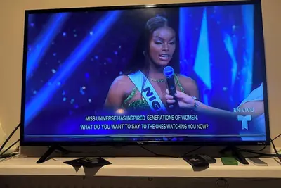 Image de La Petite Maison: Spacious 2br/2 Den Retreat Near Raleigh Iron Works & The Ritz.