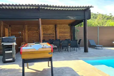 Image de Villa familiale individuelle piscine et jardin