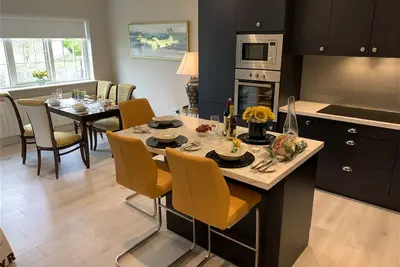 Image de Luxurious Balcony Apartment Killarney Town Centre