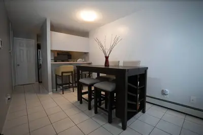 Image de Lovely 3-bedroom, 1. 5-baths apartment in Bklyn