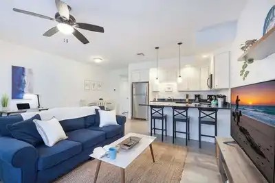 Image de Hampton Beach Hideaway | Work-From-Home | Parking