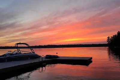 Image de Cooper Bay Lakeside Escape – 322ft frontage, quiet, stunning west views!