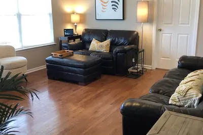 Image de Need A Home Away From Home ?   Temporary Housing