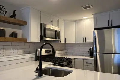 Image de Ski Okemo! Walk to the slopes from your modern 2 bed/2 bath condo at Winterplace