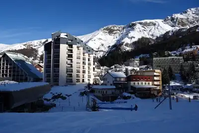 Image de Gourette  Appart 6 pers pieds des pistes, télécabines, Lit 160 sur banquette Bz