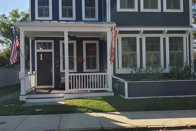 Image de Custom New Home in Eastport. Less than one mile to Naval Academy and City Dock