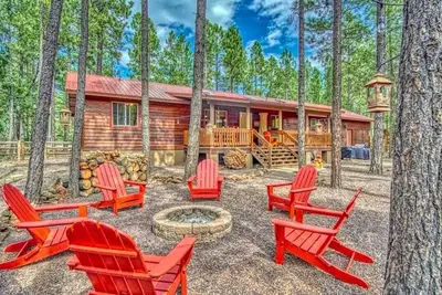 Image de White Oak Retreat in Pinetop Country Club w/Firepit/Grill/Horseshoes!