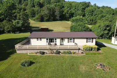 Image de Mountain View! Close to Lake and trails