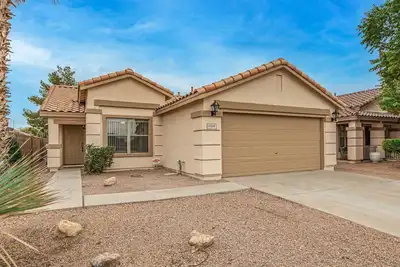 Image de Min 30 day stay. Inquire within.