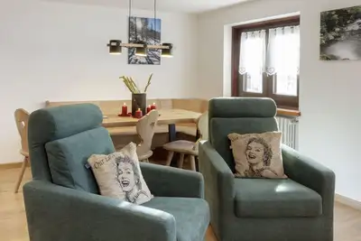 Image de Friendly Apartment walking distance village center and ski bus gondola.