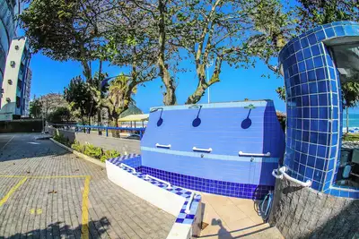 Image de Beachfront - 2 Bedroom Suites + Air Conditioning, 2 Bathrooms, Living Room, Kitchen, 1 Garage, Wi-Fi and Bed Linen