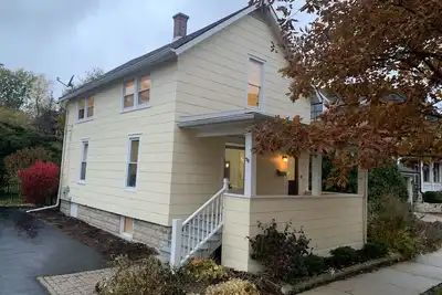 Image de Walking distance to everything downtown Naperville!