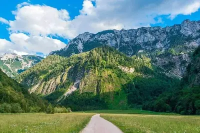 Image de Art deco style near Miami Airport-Work, Play, Relax