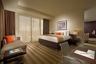 Image de Just What You Were Looking For! Convenient Room w/ King and Queen Bed! Pool