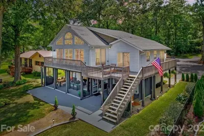 Image de Lake House Oasis at High Rock Lake