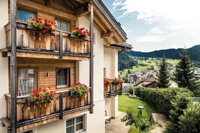 Image de Appartement 'Lisüra Cir' avec vue sur les montagnes et Wi-Fi