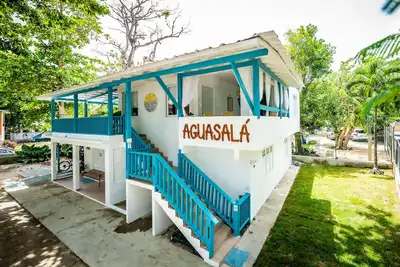 Image de Aguasalá Beach House, Puerto Nuevo Beach
