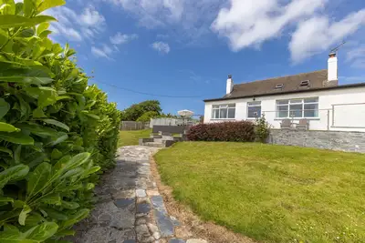 Image de Little Northcott (Hot tub, Pets) - a house that sleeps 8 guests in 4 bedrooms