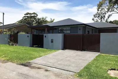 Image de Spindrift Villa at Bateau Bay Beach - Pet friendly - 2 minute to Beach