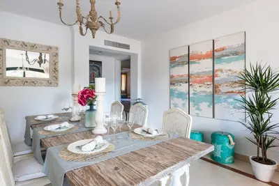 Image de Banús N. Andalucía, 3Bdm, pool, big outdoor terrace