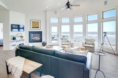 Image de Ocean Front, Commanding Views, Sandy Beach, Seal Rock!