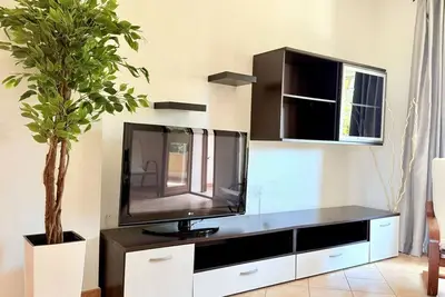 Image de [Gold] Appartement spacieux près de la plage