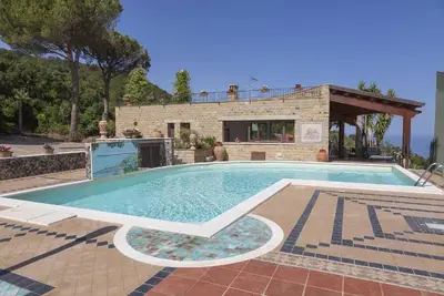 Image de Maison de vacances Cefalù pour 1 - 10 personnes avec 5 chambres à coucher - Maison de vacances