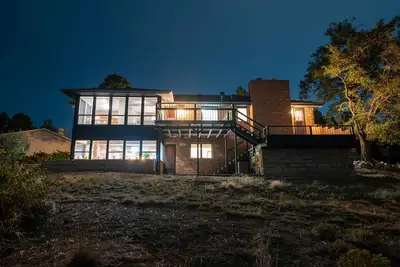 Image de Entire vacation home hosted by Steven & Sachi