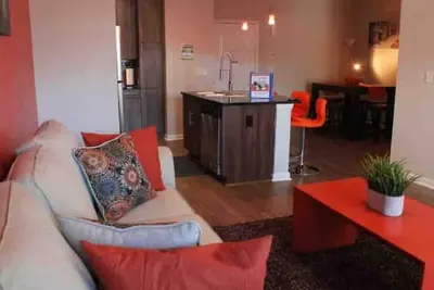 Image de Orange you Glad to be in Atlanta