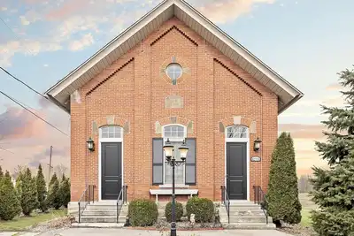 Image de Welcome to our Sweet Little Retreat!