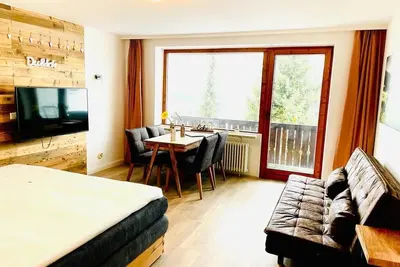 Image de Renovated 1-room apartment