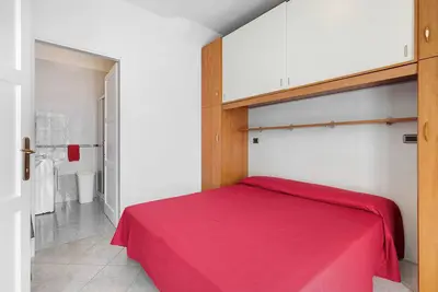 Image de Appartement 'Ca Laurana 27' près de la plage avec jardin et terrasse