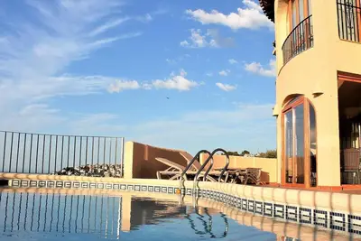 Image de Costa - Blanca - Villa avec vue sur la mer, climatisation, WiFi et piscine chauffée