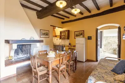Image de Villa Grassina Trilocale sleeps 6, Wifi, pool, nature