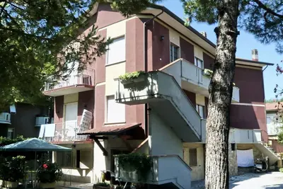 Image de Lovely two-room apartment sleeps 4 in Marina di Massa