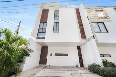 Bright & Spacious Mérida Retreat | 3br Home with Private Pool